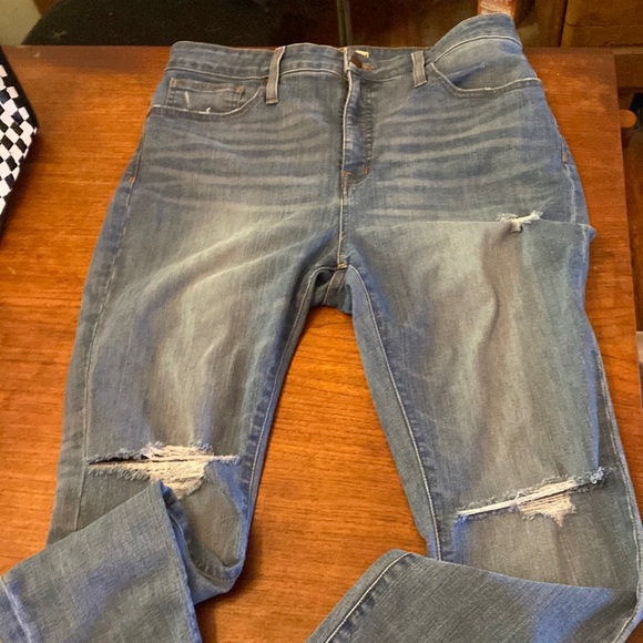 Madewell Denim - Madewell Curvy Skinny Jeans 33 S